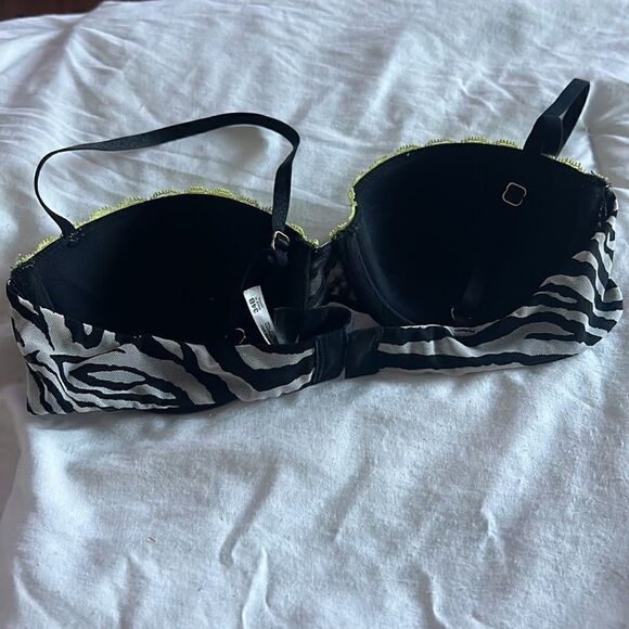 New Fun Zebra - Neon Bra - 34B - Picture 2 of 3